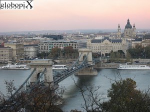 Budapest Ponte Indipendenza