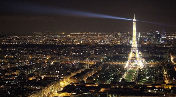 Tour Eiffel illuminata