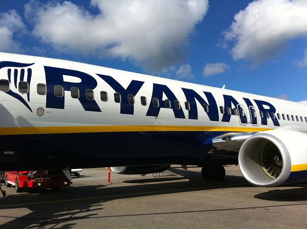 pinzette in aereo ryanair