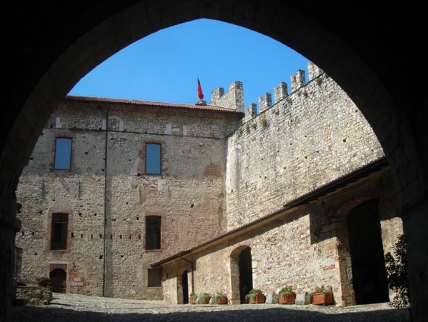 Rocca di Angera