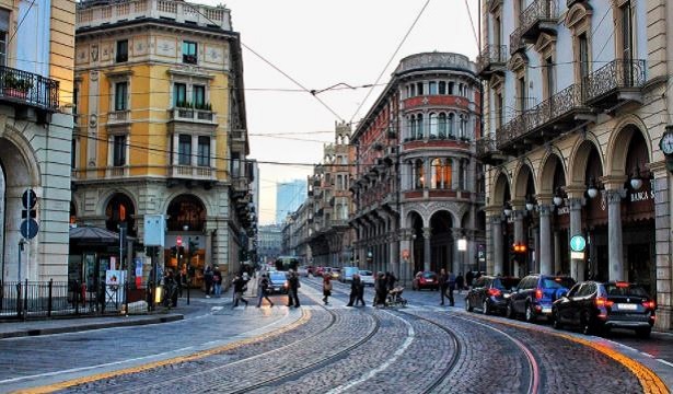 locali particolari a torino