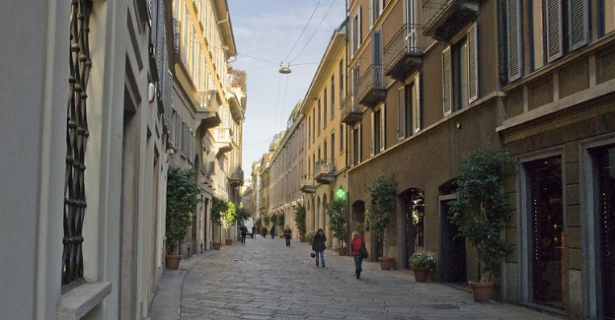 via della spiga milano