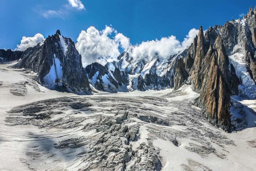 Vista sulle Alpi innevate dalla terrazza di Punta Helbronner