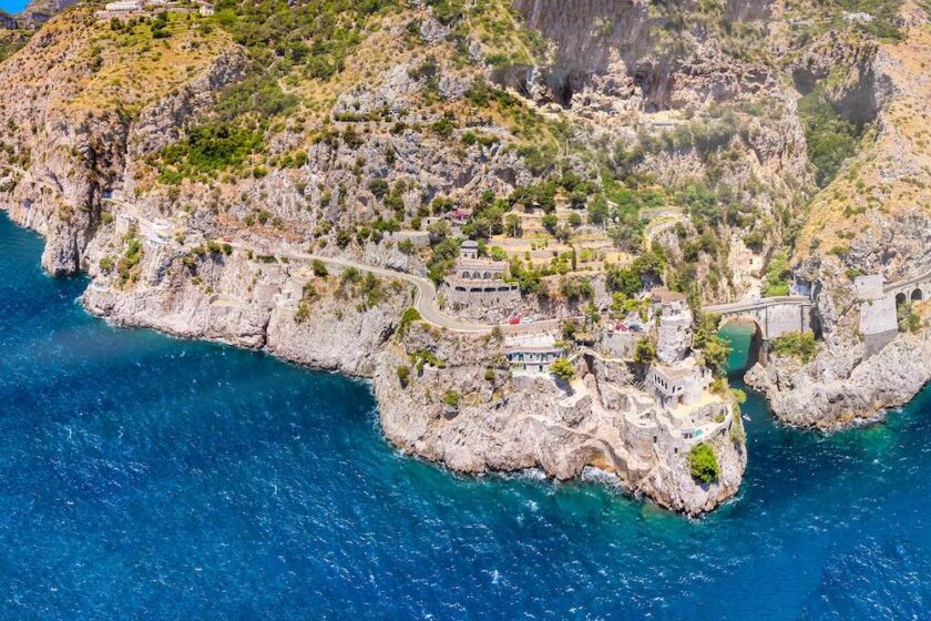 Spiaggia del Fiordo di Furore sulla Costiera Amalfitana