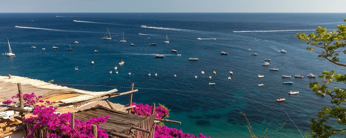 Spiaggia Grande di Positano sulla Costiera Amalfitana