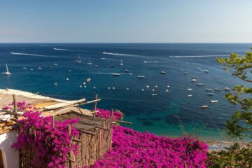 Spiaggia Grande di Positano sulla Costiera Amalfitana